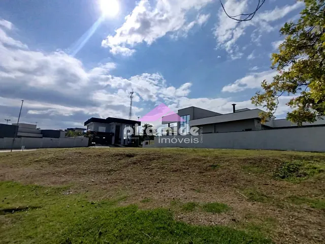 Terreno com 663m², à venda, no bairro Urbanova em São José dos Campos
