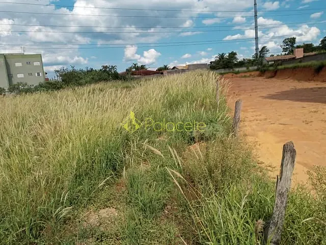 Terreno com 2938m², à venda, no bairro Esplanada Independência em Taubaté