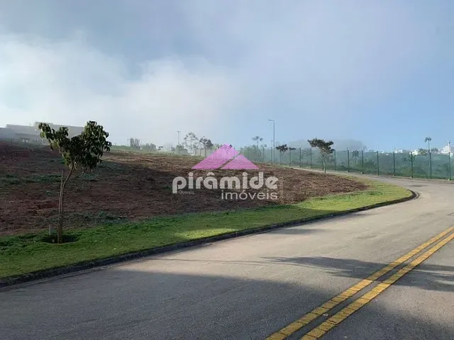 Terreno com 610m², à venda, no bairro Urbanova em São José dos Campos