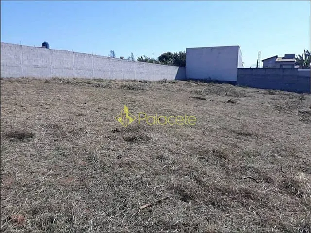 Terreno com 1000m², à venda, no bairro Residencial Estoril em Taubaté