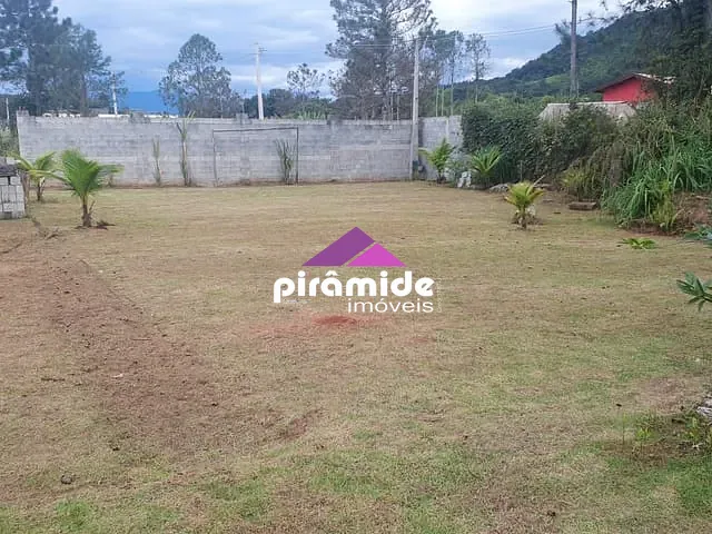 Terreno com 486m², à venda, no bairro Jardim Tarumãs em Caraguatatuba