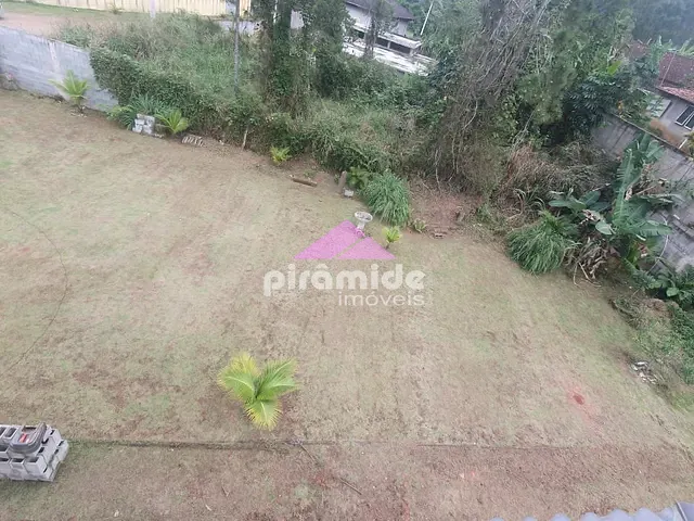 Terreno com 486m², à venda, no bairro Jardim Tarumãs em Caraguatatuba
