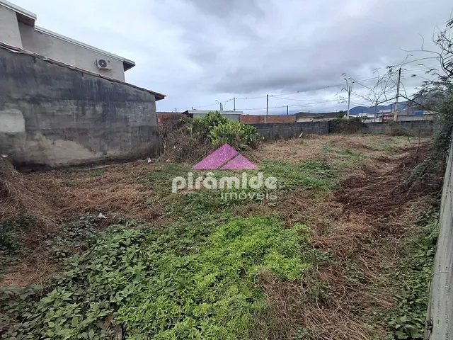 Terreno com 306m², à venda, no bairro Balneário Recanto do Sol em Caraguatatuba