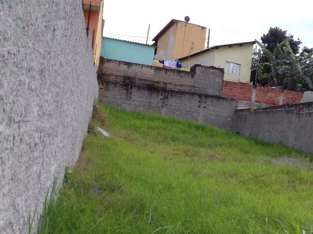 Terreno com 250m², à venda, no bairro Itaguaçú em Aparecida