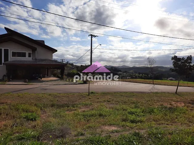 Terreno com 1170m², à venda, no bairro Tapanhão em Jambeiro