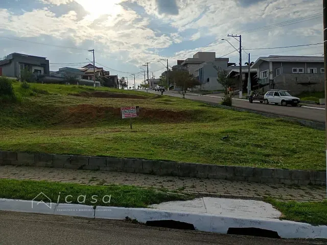 Terreno com 413m², à venda, no bairro Condomínio Residencial Mantiqueira em São José dos Campos