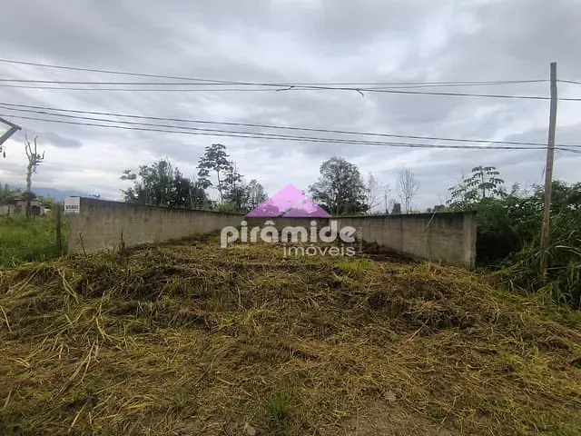 Terreno com 180m², à venda, no bairro Morro do Algodão em Caraguatatuba