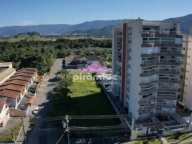 Terreno com 1500m², à venda, no bairro Jardim Porto Novo em Caraguatatuba