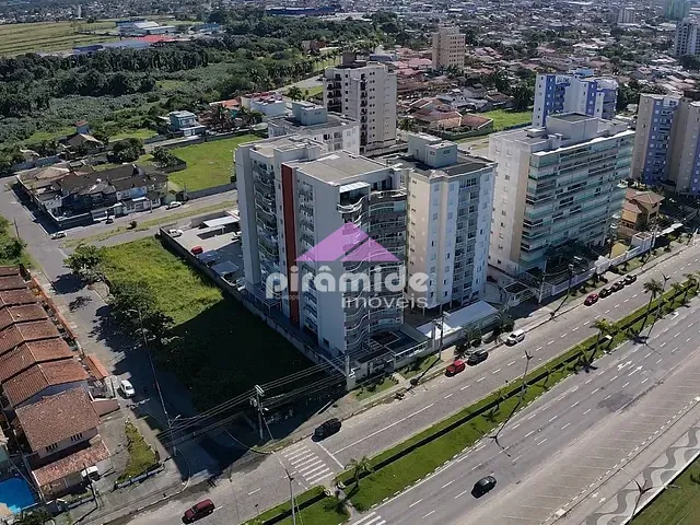Terreno com 1500m², à venda, no bairro Jardim Porto Novo em Caraguatatuba