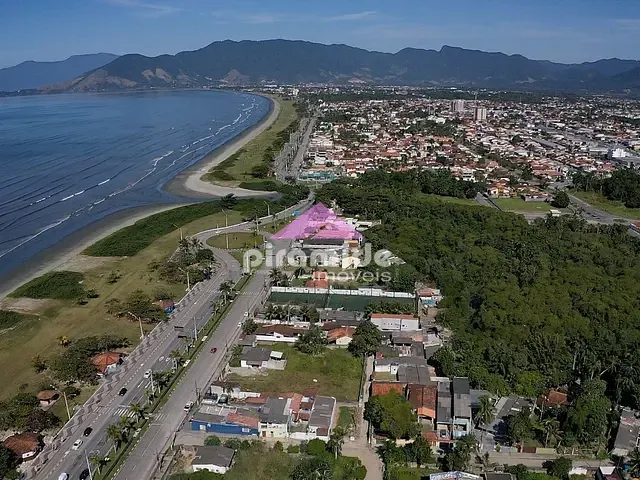 Terreno com 2000m², à venda, no bairro Praia das Palmeiras em Caraguatatuba