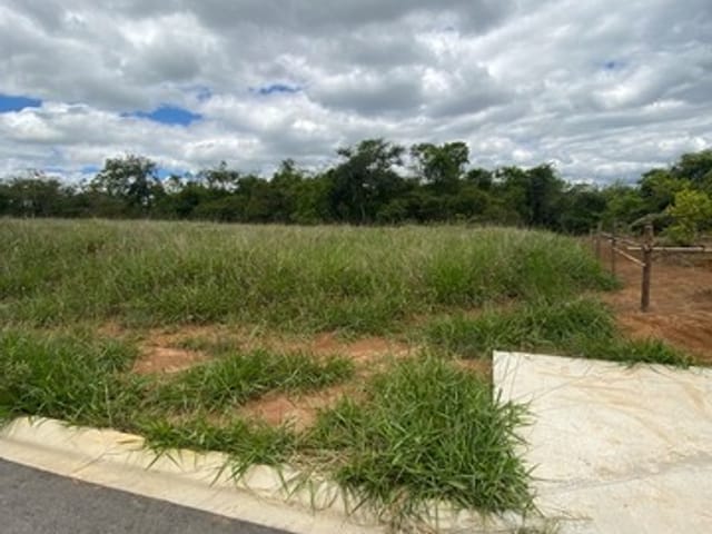 Terreno com 258m², à venda, no bairro Fazenda Itapecerica em Taubaté