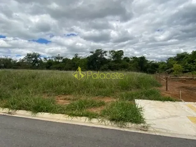 Terreno com 258m², à venda, no bairro Fazenda Itapecerica em Taubaté