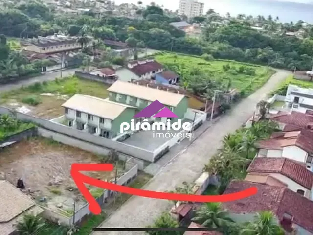 Terreno com 720m², à venda, no bairro Recanto Som do Mar em Caraguatatuba