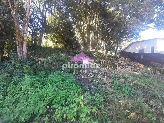 Terreno com 631m², à venda, no bairro Jardim Tarumãs em Caraguatatuba