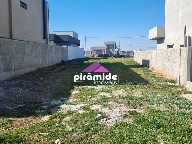 Terreno com 250m², à venda, no bairro Eugênio de Mello em São José dos Campos