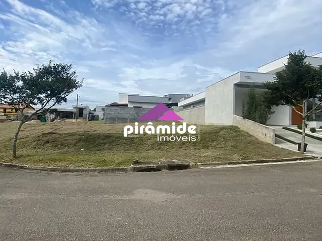 Terreno com 308m², à venda, no bairro Condomínio Terras do Vale em Caçapava