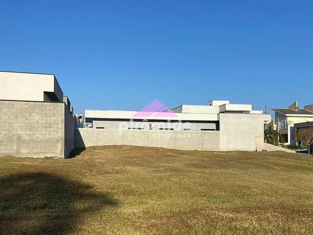 Terreno com 308m², à venda, no bairro Condomínio Terras do Vale em Caçapava