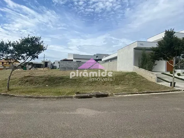 Terreno com 308m², à venda, no bairro Condomínio Terras do Vale em Caçapava
