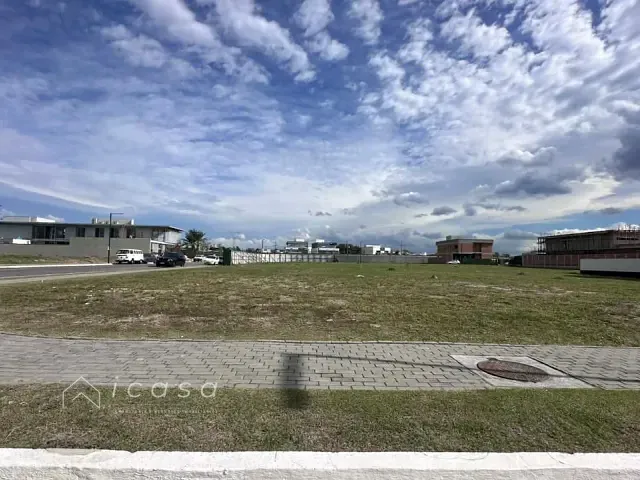 Terreno com 330m², à venda, no bairro Terras Alpha em São José dos Campos