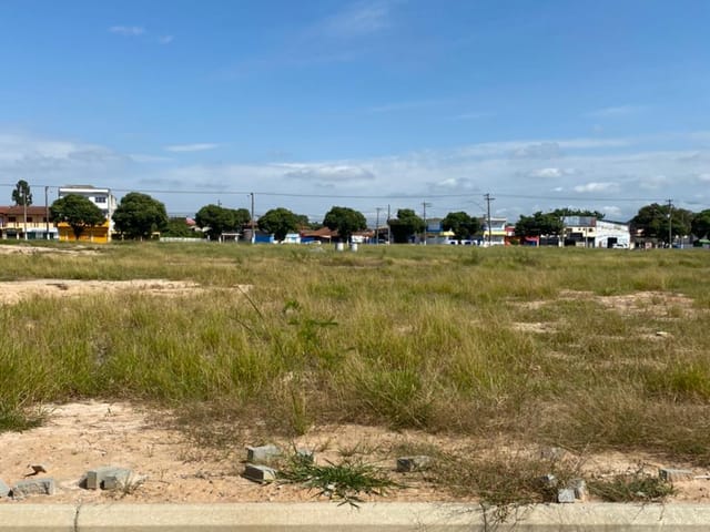 Terreno com 175m², à venda, no bairro Vila Castro em Pindamonhangaba