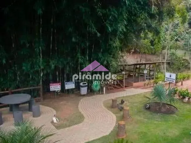 Terreno com 252m², à venda, no bairro Residencial Mantiqueira em São José dos Campos