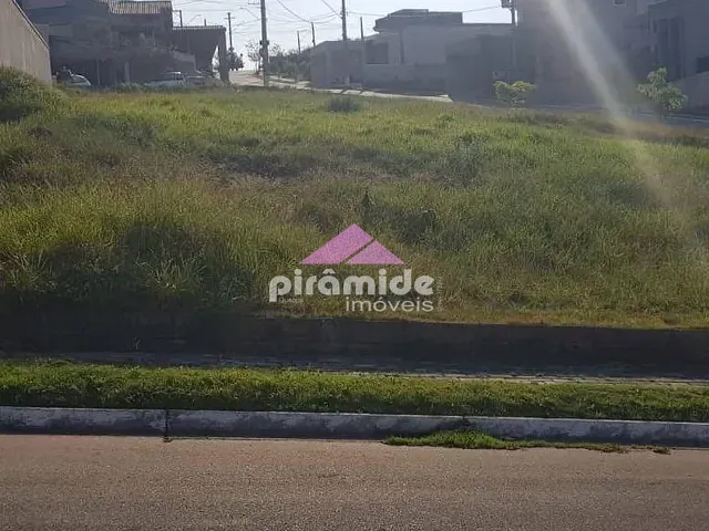 Terreno com 300m², à venda, no bairro Condomínio Residencial Mantiqueira em São José dos Campos