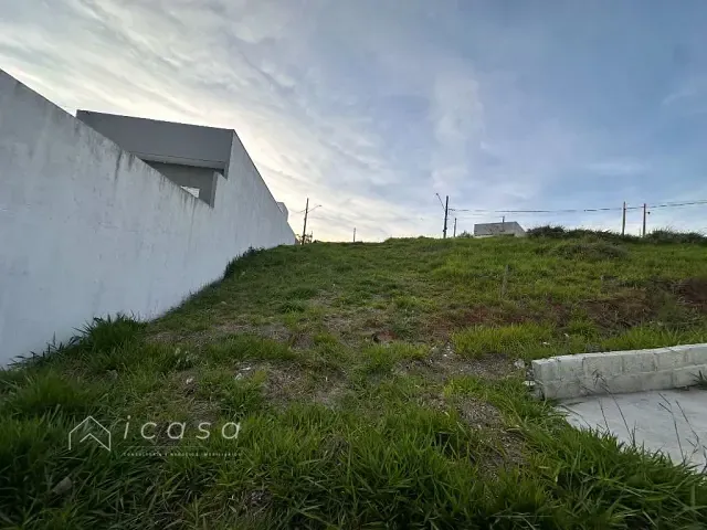 Terreno com 207m², à venda, no bairro Santa Herminia em São José dos Campos