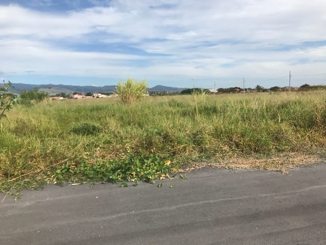 Terreno com 128m², à venda, no bairro Conjunto Habitacional Terra dos Ipês W em Pindamonhangaba