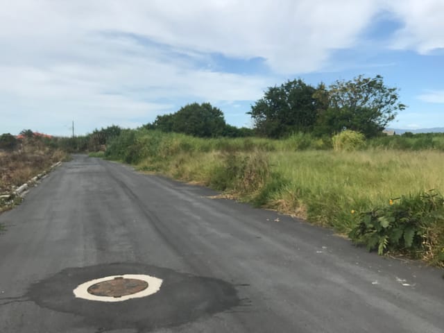 Terreno com 128m², à venda, no bairro Conjunto Habitacional Terra dos Ipês W em Pindamonhangaba