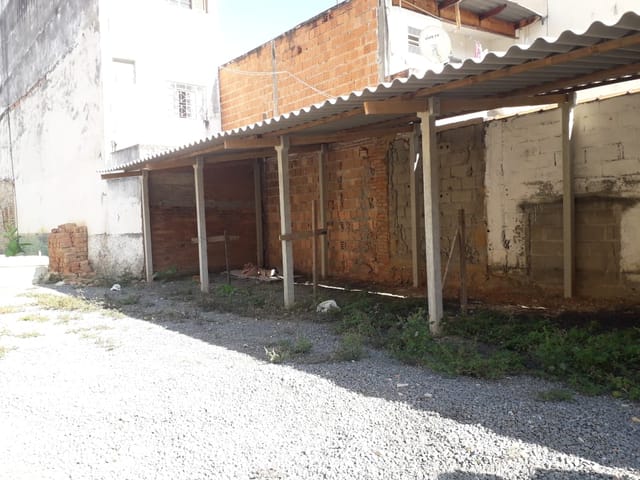 Terreno com 600m², à venda, no bairro Centro em Aparecida