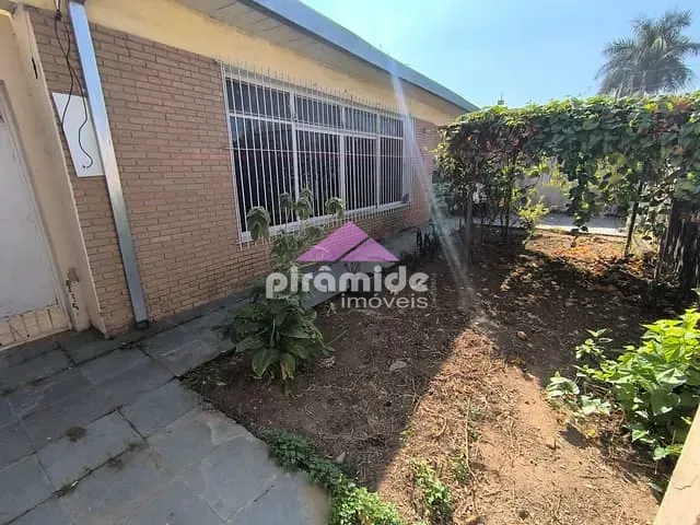 Terreno com 333m², à venda, no bairro Jardim das Indústrias em São José dos Campos
