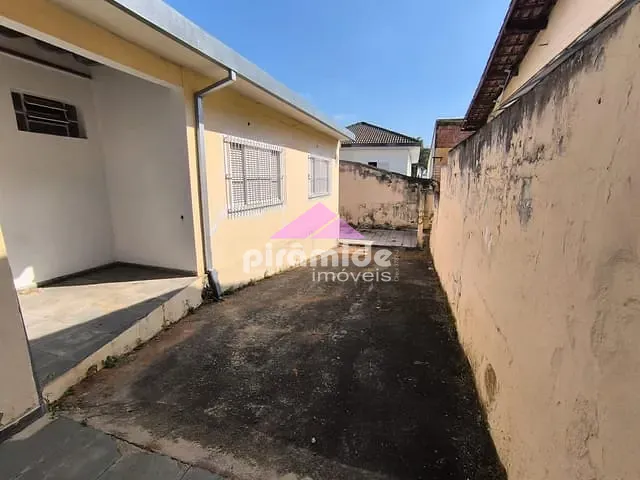 Terreno com 333m², à venda, no bairro Jardim das Indústrias em São José dos Campos