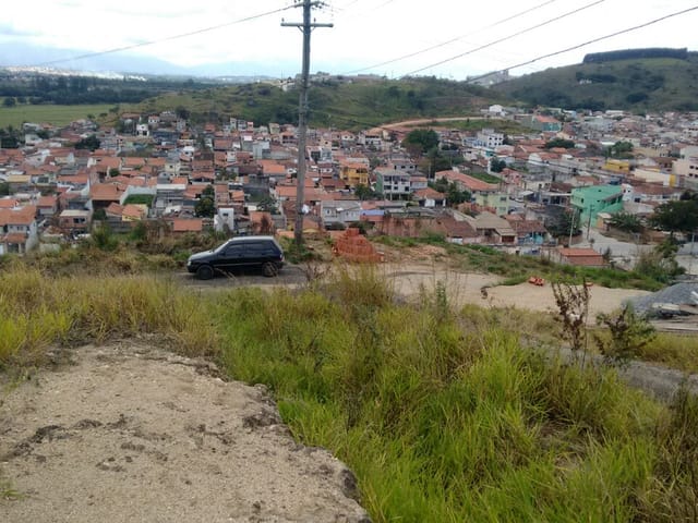 Terreno com 150m², à venda, no bairro Itaguaçu em Aparecida