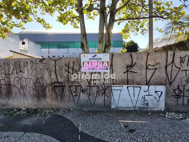 Terreno com 330m², para alugar, no bairro Sumaré em Caraguatatuba