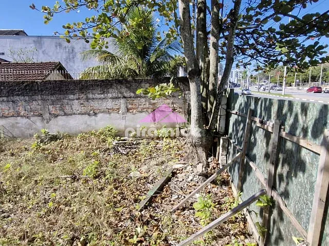 Terreno com 330m², para alugar, no bairro Sumaré em Caraguatatuba