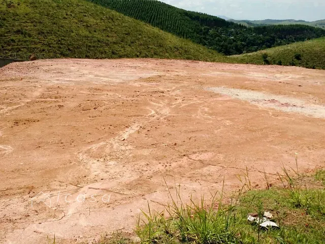 Terreno com 1382m², à venda, no bairro Condomínio Residencial Mantiqueira em São José dos Campos