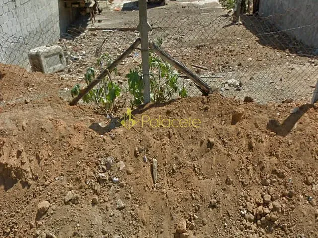 Terreno com 250m², à venda, no bairro Jardim Eloyna em Pindamonhangaba