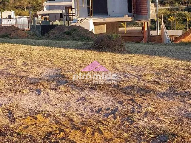 Terreno com 352m², à venda, no bairro Urbanova em São José dos Campos