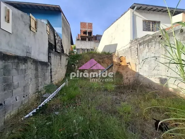 Terreno com 162m², à venda, no bairro Jardim dos Bandeirantes em São José dos Campos