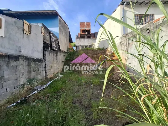Terreno com 162m², à venda, no bairro Jardim dos Bandeirantes em São José dos Campos