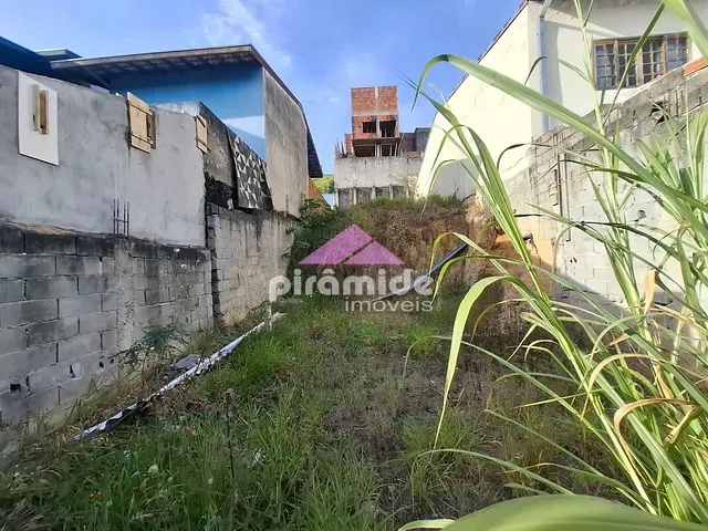 Terreno com 162m², à venda, no bairro Jardim dos Bandeirantes em São José dos Campos