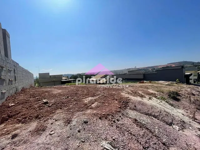 Terreno com 361m², à venda, no bairro Loteamento Verana em São José dos Campos
