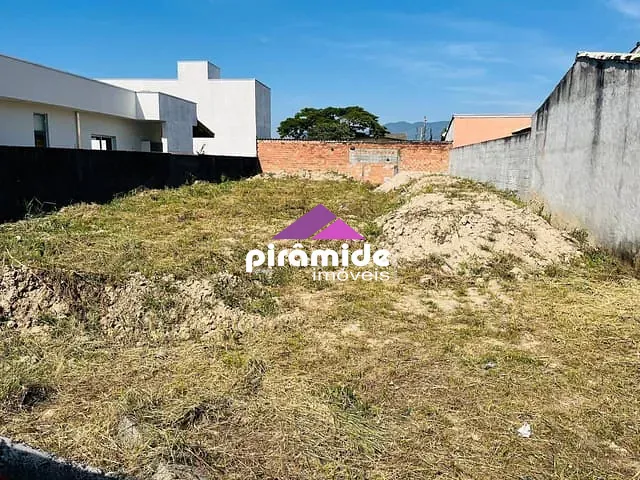 Terreno com 360m², à venda, no bairro Pontal de Santa Marina em Caraguatatuba