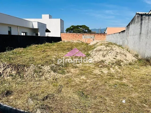 Terreno com 360m², à venda, no bairro Pontal de Santa Marina em Caraguatatuba