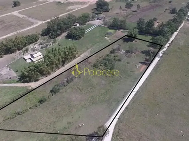 Terreno com 12500m², à venda, no bairro Centro em Tremembé