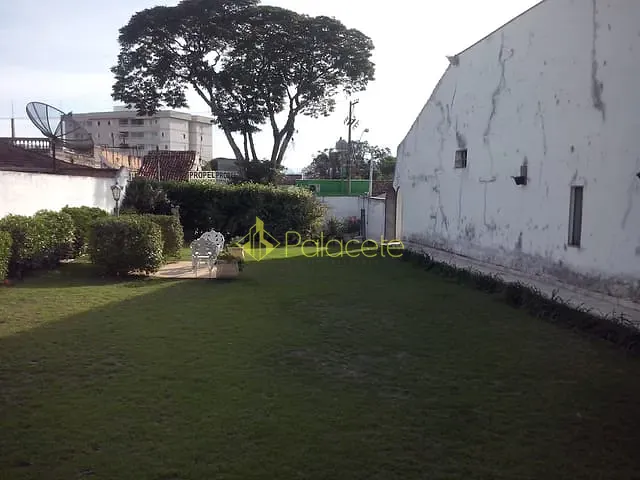 Terreno com 1000m² 4 quartos e 2 banheiros, à venda, no bairro Centro em Pindamonhangaba