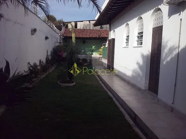 Terreno com 1000m² 4 quartos e 2 banheiros, à venda, no bairro Centro em Pindamonhangaba