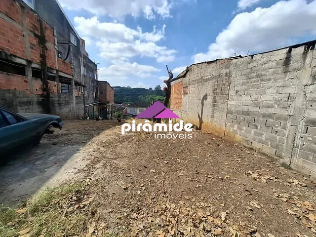 Terreno com 450m², à venda, no bairro Monte Castelo em São José dos Campos