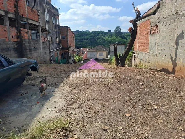 Terreno com 450m², à venda, no bairro Monte Castelo em São José dos Campos