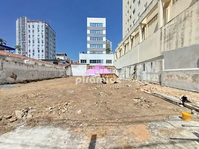 Terreno com 604m², para alugar, no bairro Centro em São José dos Campos